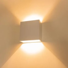 Arandela LED Astral 4W 3000K Bivolt Branca Opus Arandela LED Astral 4W 3000K Bivolt Branca Opus